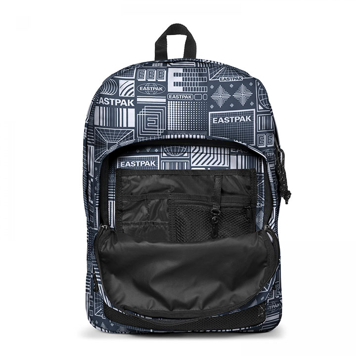 <div class="col-xs-12 col-sm-3">
<div id="dtxt" class="collapse in">De Backpack Doral is een prachtige rugzak uit de Hooked serie van het merk Cowboysbag. Het leer van de tas is hoogwaardig en voelt super aan. Deze rugzak heeft een clean model maar met o.a. de metalen gesp een stoere afwerking. Door de metalen gesp zijn uw spullen altijd goed en veilig opgeborgen in de rugzak. De rugzak beschikt over een 2 verstelbare schouderbanden, doordat de schouderbanden verstelbaar zijn kunt u de tas altijd op de gewenste lengte dragen. Ook heeft de tas een handvat.</div>
</div>